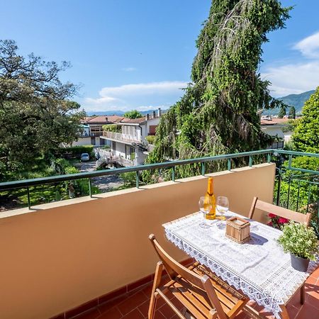 Apartament New Luxury 2Bdr Terrace, Views, Ac Marina Di Carrara Zewnętrze zdjęcie
