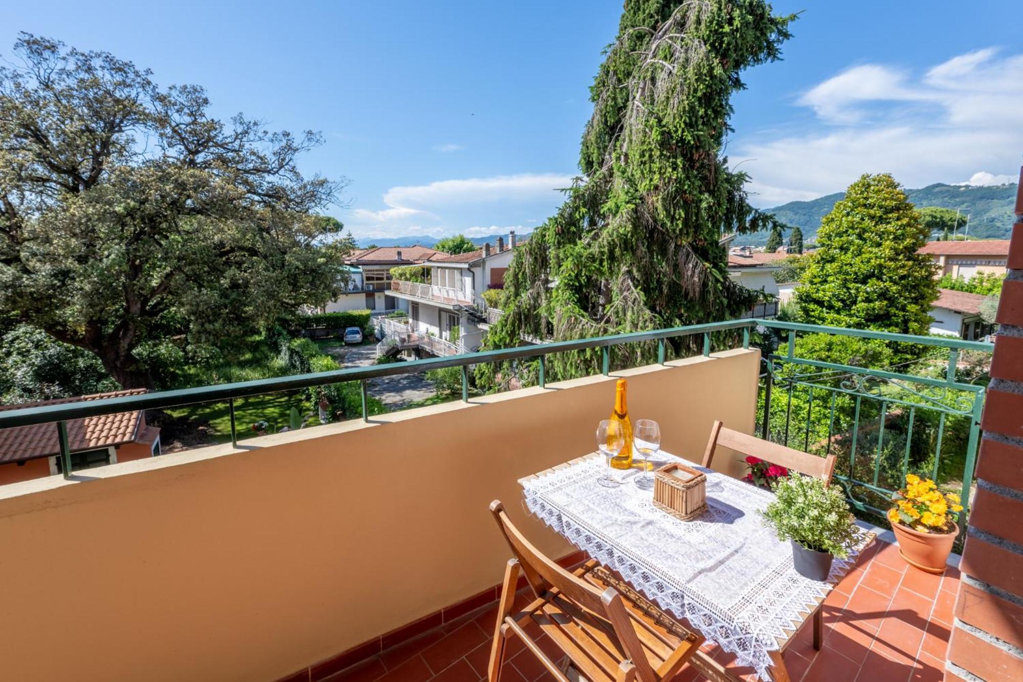 Apartament New Luxury 2Bdr Terrace, Views, Ac Marina Di Carrara Zewnętrze zdjęcie