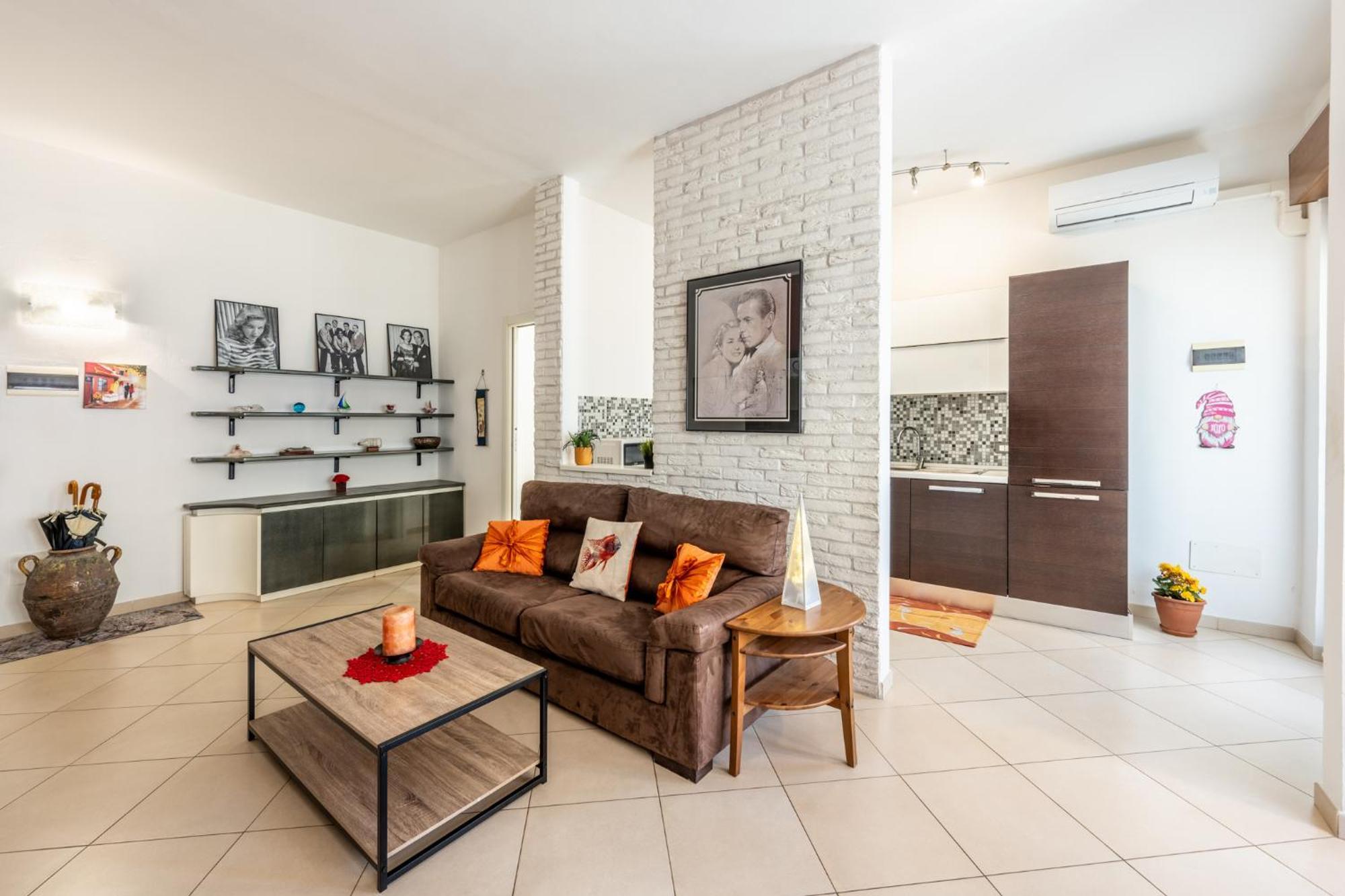 Apartament New Luxury 2Bdr Terrace, Views, Ac Marina Di Carrara Zewnętrze zdjęcie